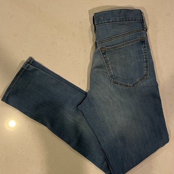 Banana Republic Mens "The Traveler Luxe" Slim Fit Lt Blue Jeans: 30" x 32" - Picture 2 of 7